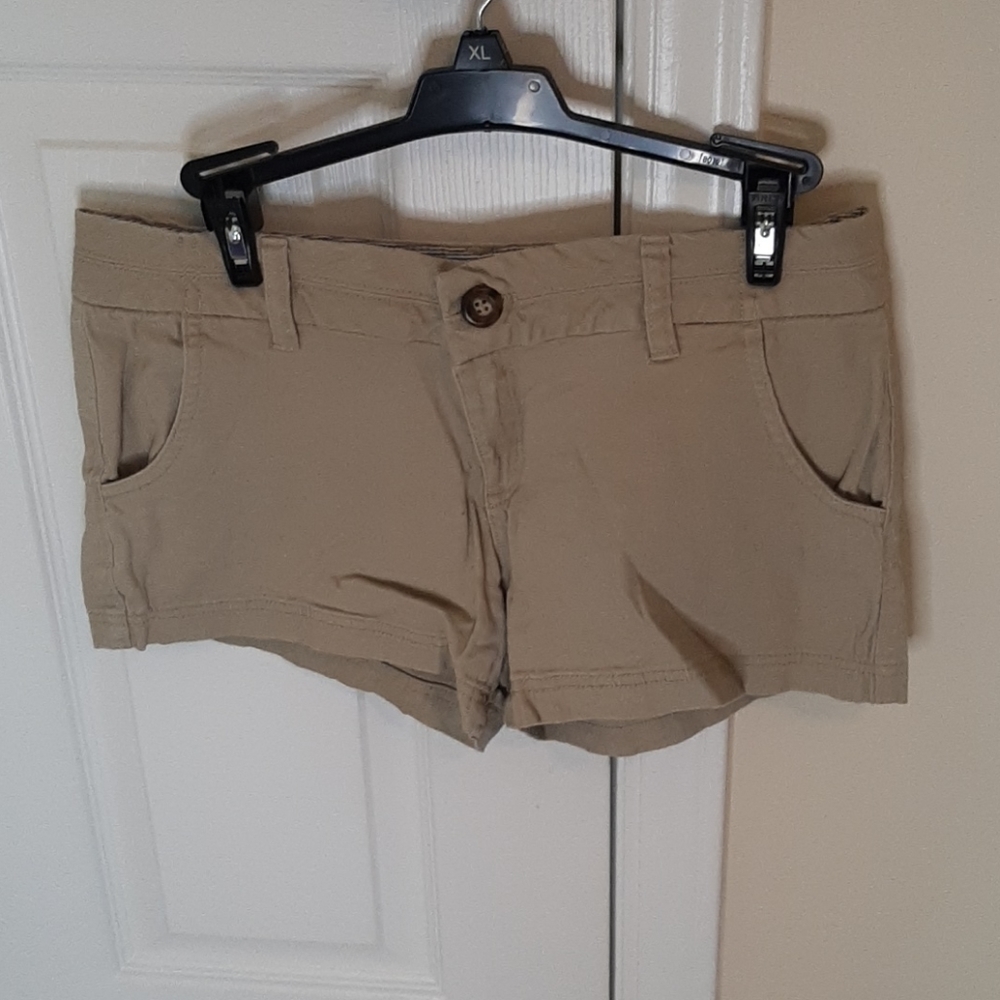 Red Camel shorts, tan